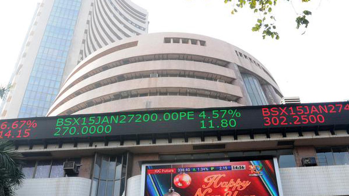 Sensex Drops Over Points In Early Trade Nifty Slips Below