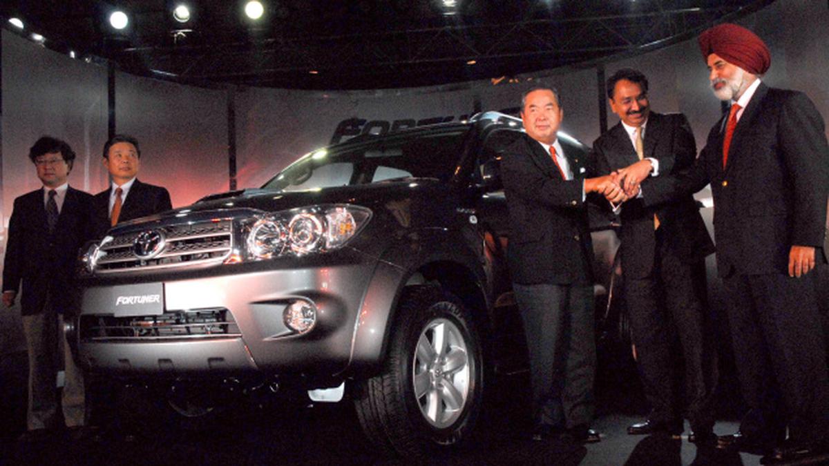 Toyota Fortuner is the New SUV in Company s Line up Descubra a emoção