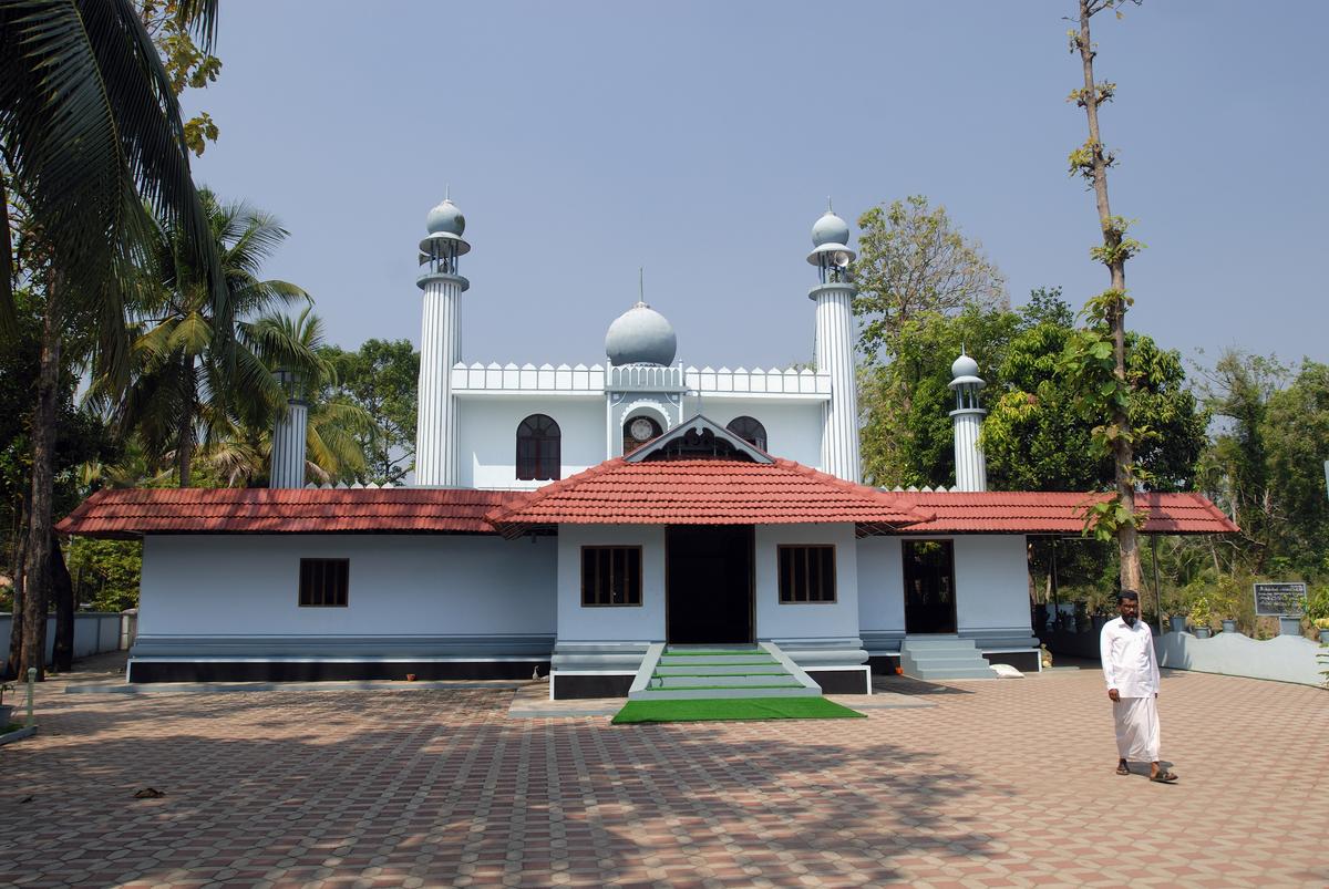 Column | Cheraman Juma Masjid, the temple-like mosque of Kerala - The Hindu