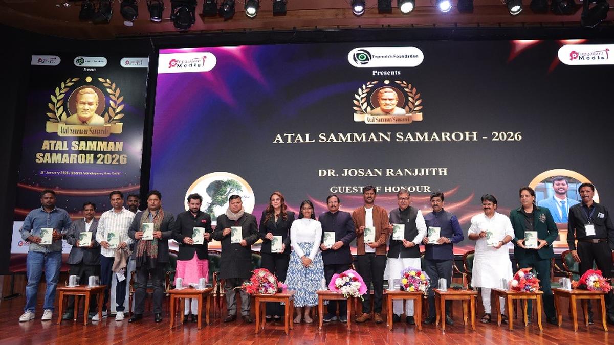 Young author and poet Josan Ranjjith unveiled his latest self-transformation poetry book titled “ENKRATEIA” at Bharat Mandapam, Pragati Maidan