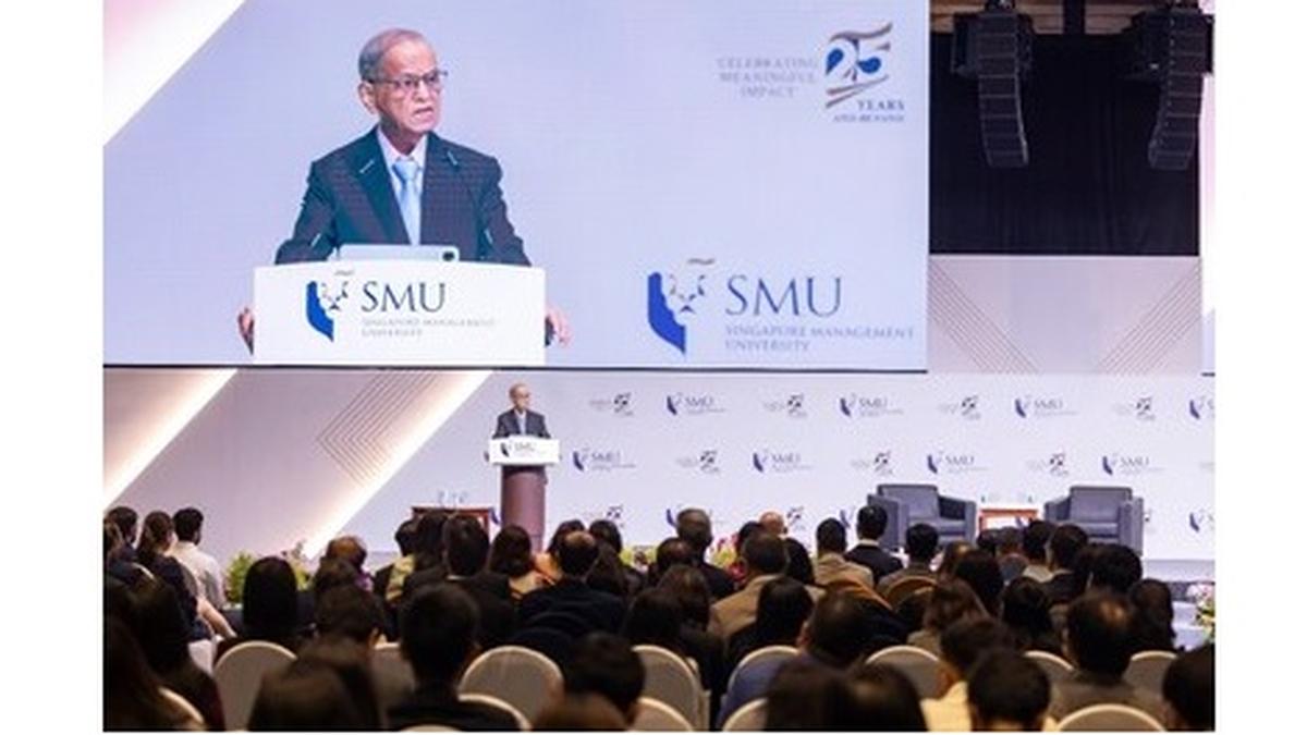 Narayana Murthy shares leadership lessons at SMU Visionary Series as SMU launches 2026 Singapore-India Hackathon