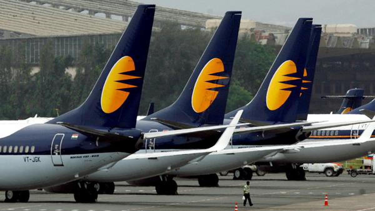 Jet suspends all flights after banks refuse to release funds