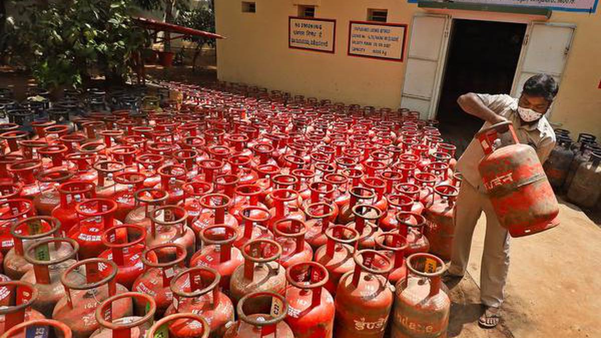 1 crore more free LPG connections in 2 years, easier access to cooking gas planned: Oil Secretary