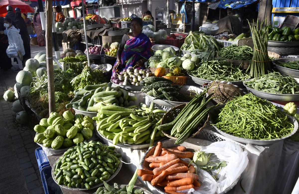 Retail inflation rises to 5.55% in November - The Hindu