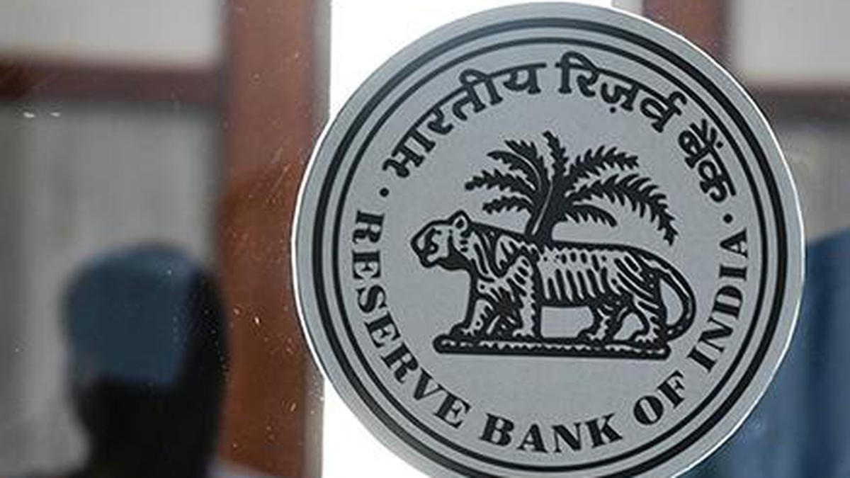 Fitch  solutions sees rbi holding rates through fy22