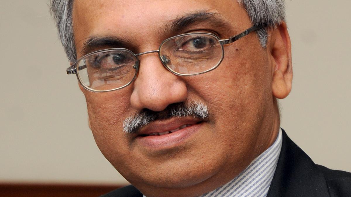 CBI examines ex-NSE MD Ravi Narain in co-location and algo scam case