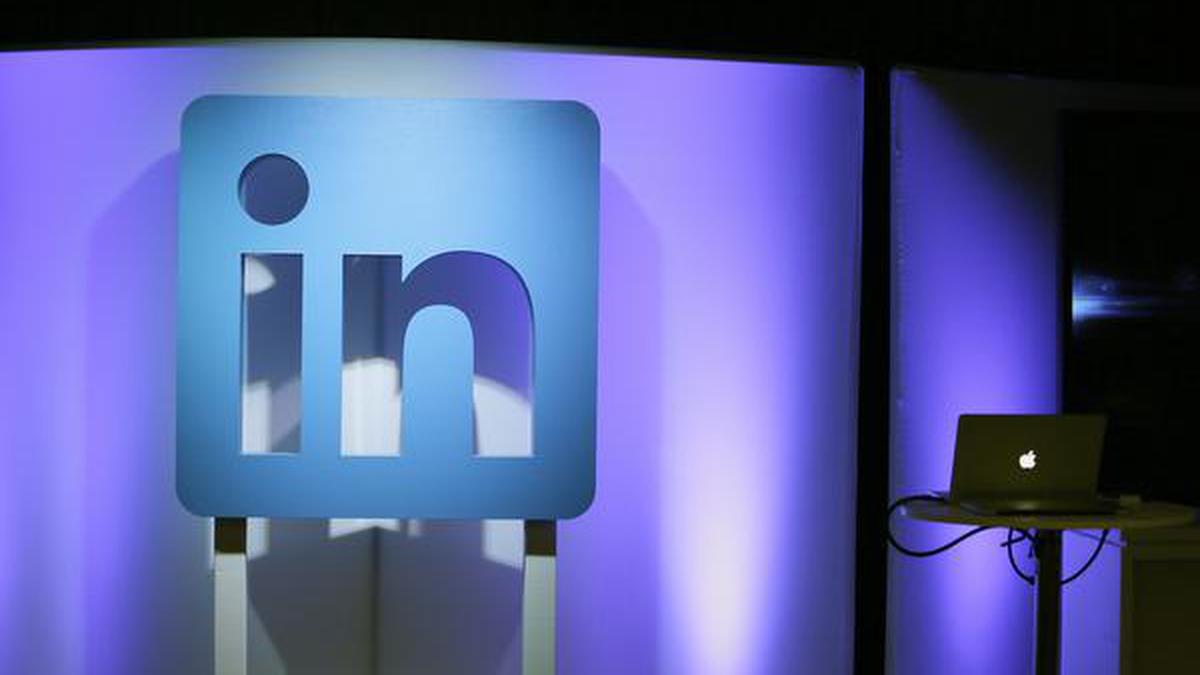 Microsoft to shut down LinkedIn in China