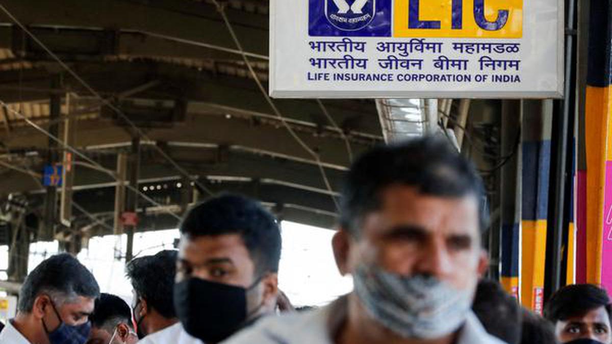 lic-s-embedded-value-estimated-at-rs-5-414-9-billion