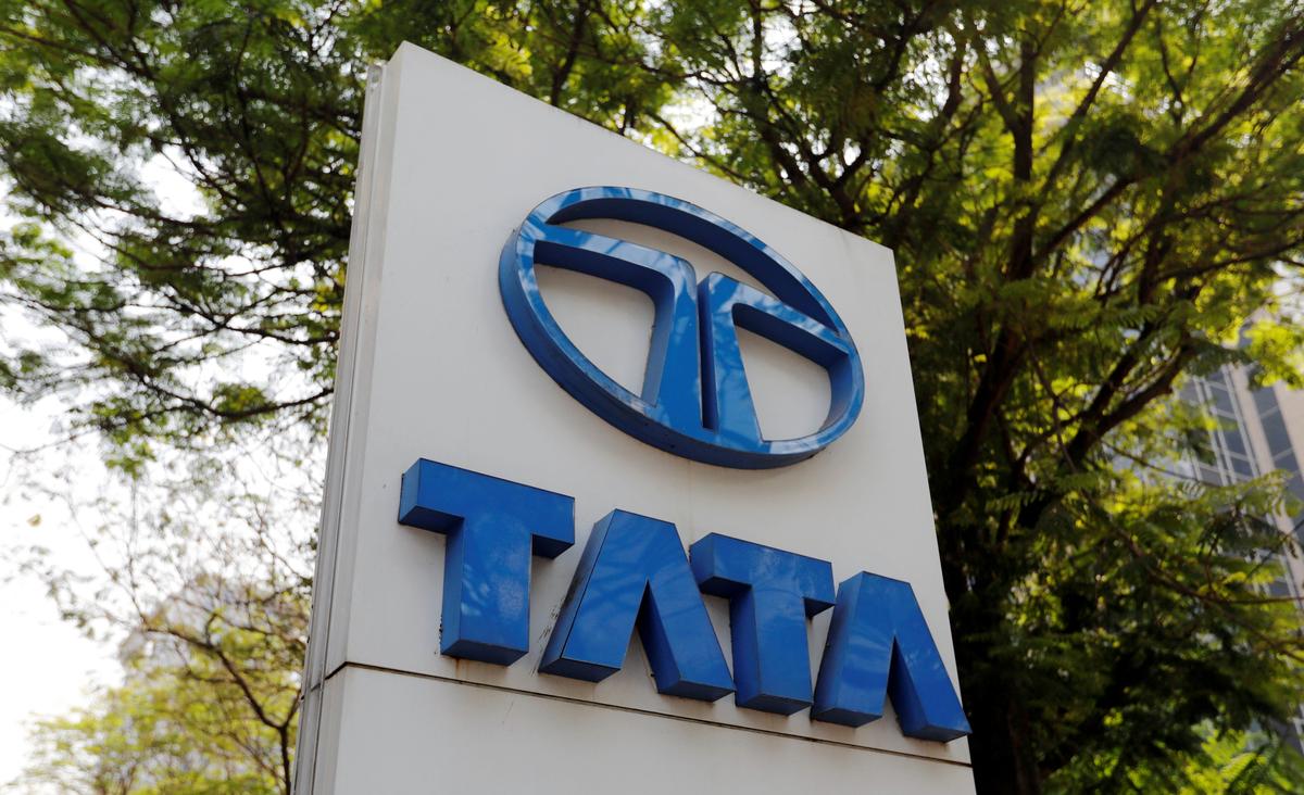 Tata Power Q4 PAT up 8%, revenue down 8%, dividend at ₹2.50 per share