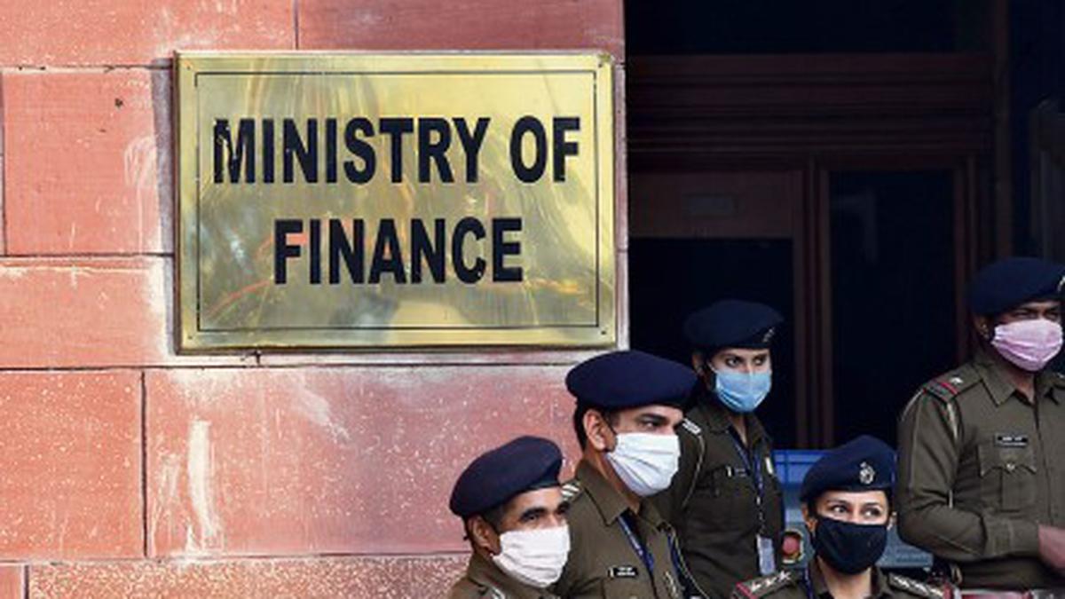 Morning Digest | Finance Ministry says wrong to assess economic activity on GDP alone, number of Nipah virus cases rises to six in Kozhikode, and more