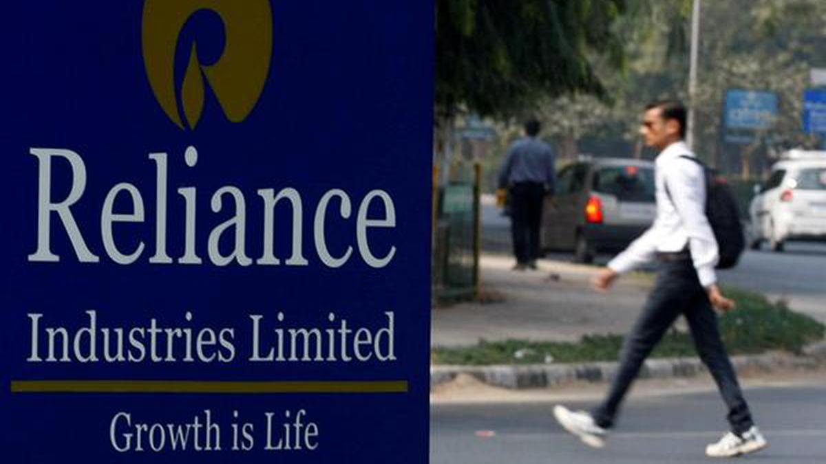 Reliance Industries shares maintain winning run for 7th day; M-cap crosses ₹ 14 lakh crore mark