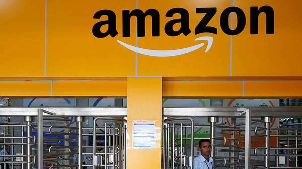 CAIT seeks ban on Amazon in India