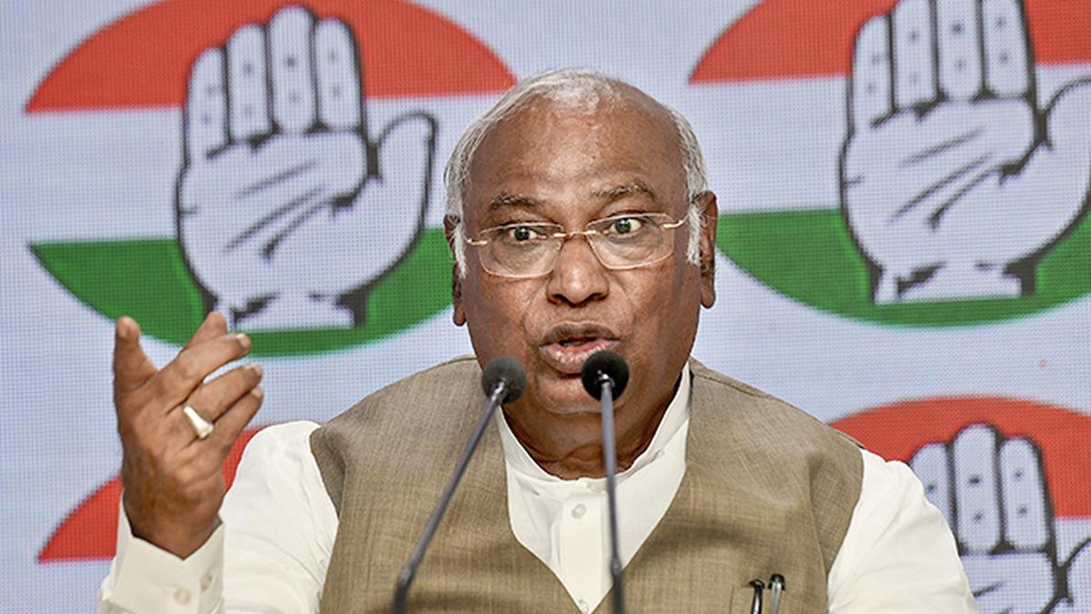 PM Modi should pay attention to basic economic issues of country, says Mallikarjun Kharge