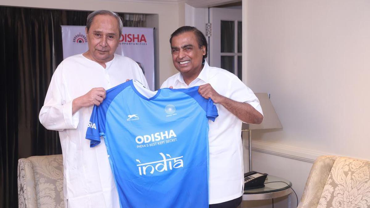 Patnaik meets Ambani to woo investment