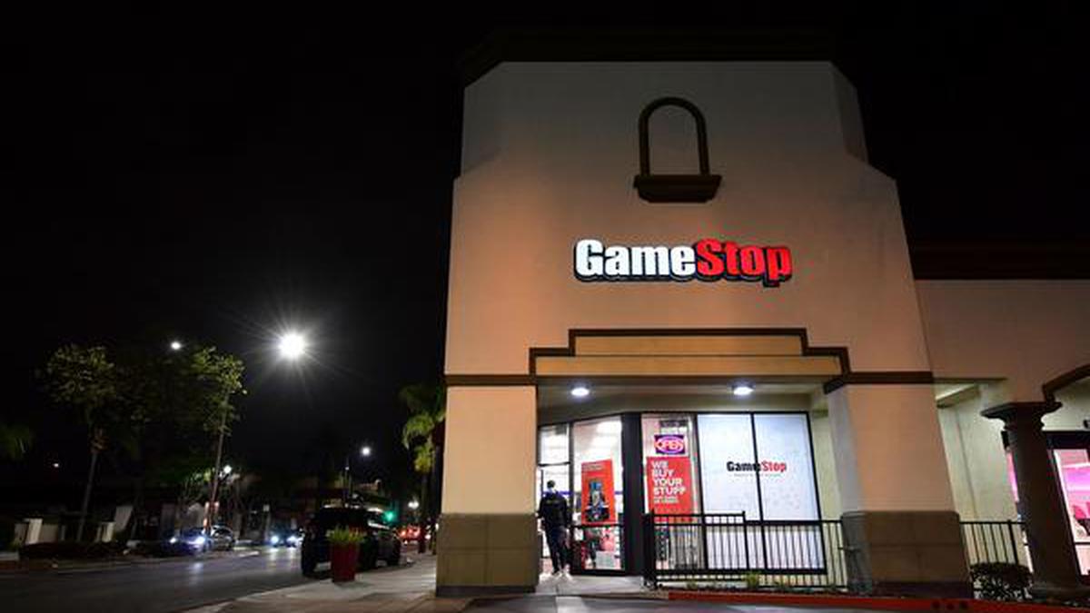 GameStop effect spreads as calls for probe build