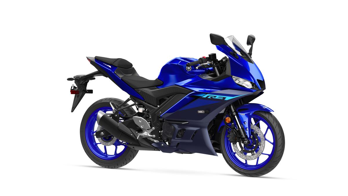 India Yamaha Motor unveils super sport, hyper naked bikes