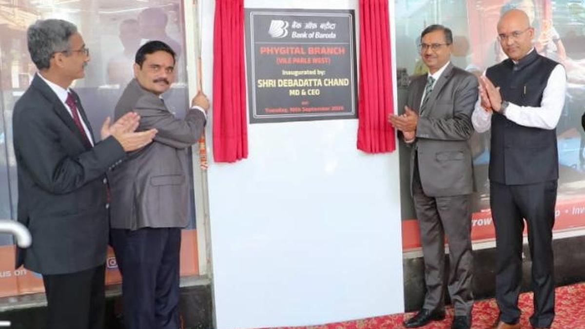 Bank of Baroda unveils ‘Phygital’ branch