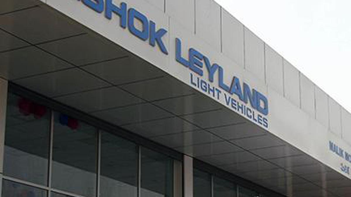 Ashok Leyland ties up with IDBI Bank, offering channel financing partnership for dealers