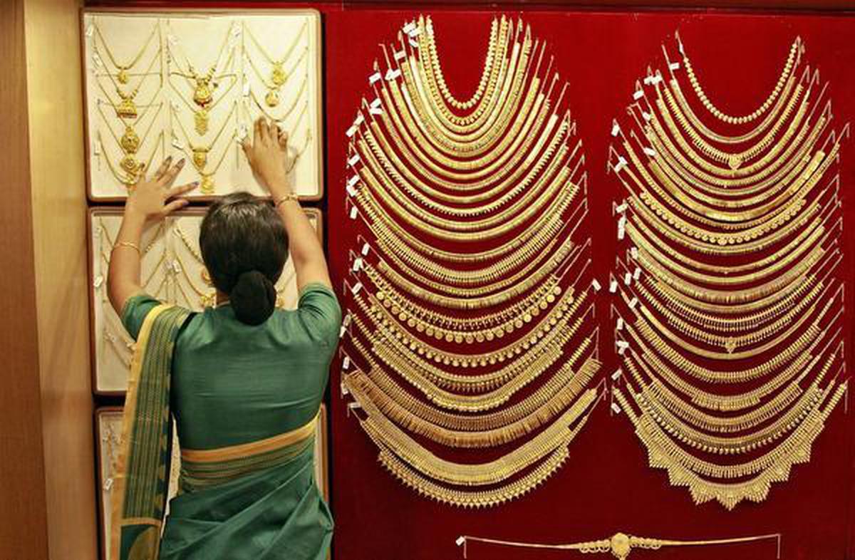 Gold falls ₹101; silver declines ₹334 - The Hindu