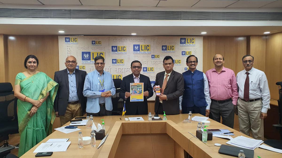 LIC introduces Jeevan Dhara II deferred annuity plan 