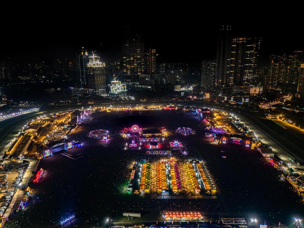 Vista aérea do Lollapalooza Índia 2026 | Foto de : BookMyShow Live Vista aérea do Lollapalooza Índia 2026 | Foto de : BookMyShow Live