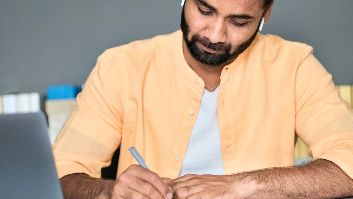 IIM Mumbai launches blended MBA for working professionals