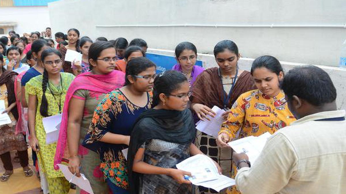 Delay in JEE, NEET will lead to ‘zero year’; quick alternatives can have cascading effects: IIT heads