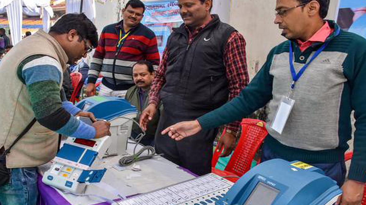 Jharkhand Assembly Elections 2019: 28.5% turnout till 11 am amid sporadic violence in Phase 2