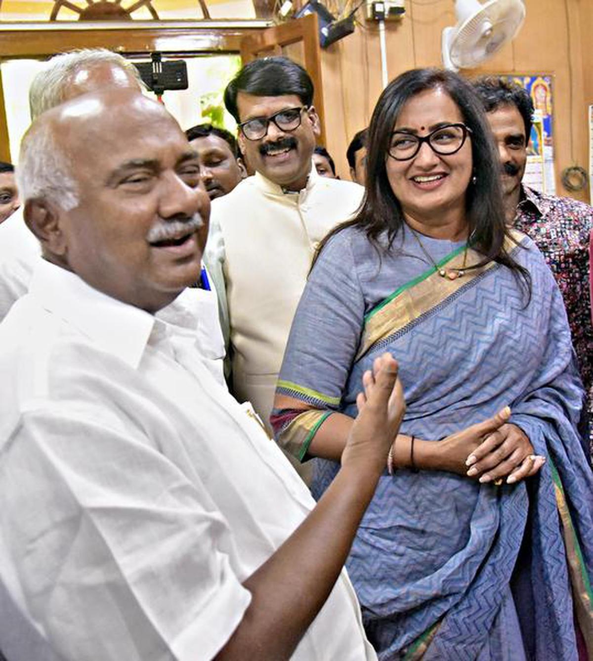 Free Sumalatha Porn - Sumalatha to take a call on ties with BJP post polls - The Hindu