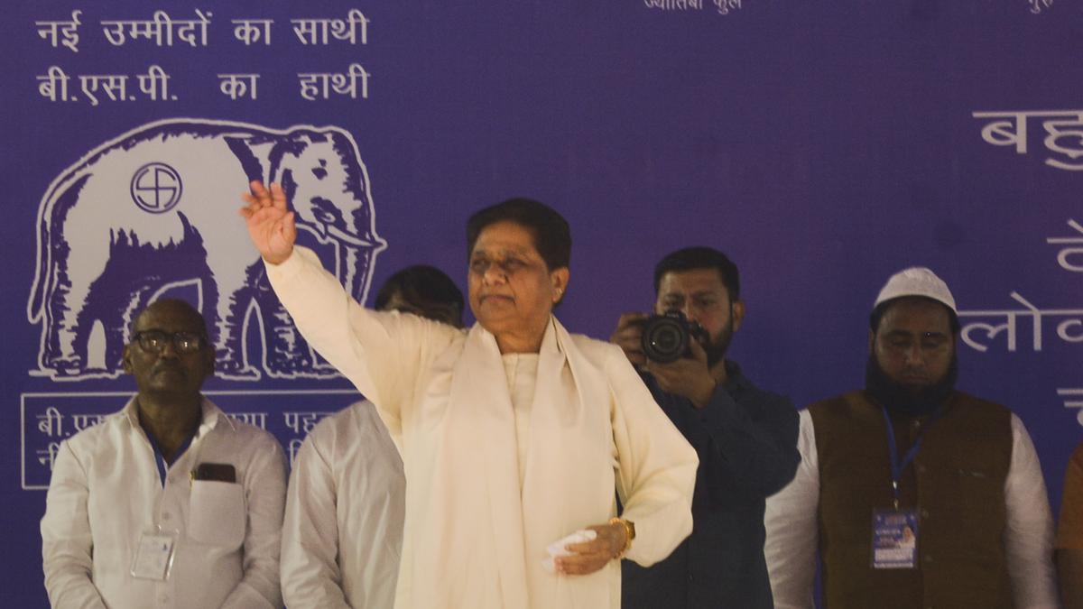 Mayawati vows Statehood for western Uttar Pradesh