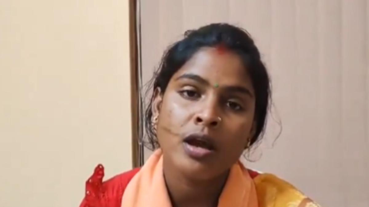 PM Modi speaks to Rekha Patra, who led the Sandeshkhali protest