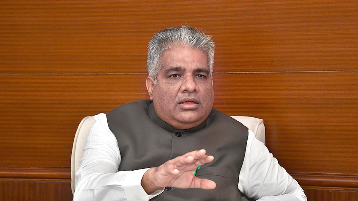 https://th-i.thgim.com/public/elections/telangana-assembly/qzcg25/article67580289.ece/alternates/LANDSCAPE_1200/IMG_BHUPENDER_YADAV_DELH_2_1_0IAJDM2F.jpg