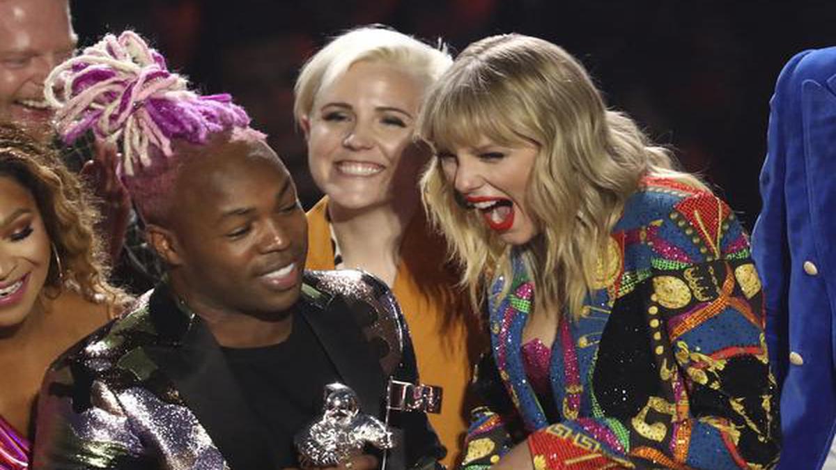 Taylor Swift, Cardi B and Missy Elliott bring girl power to Video Music Awards show