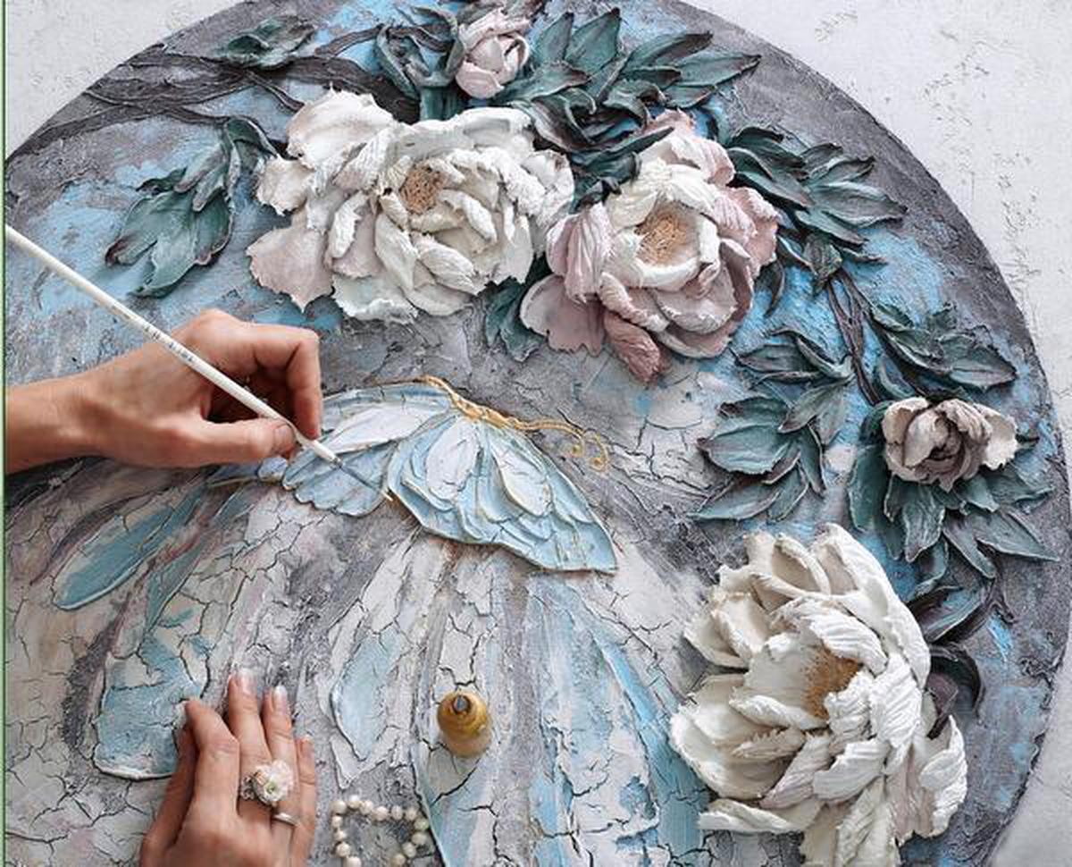 sculptor painter Evgenia Ermilova creates flowers The Hindu