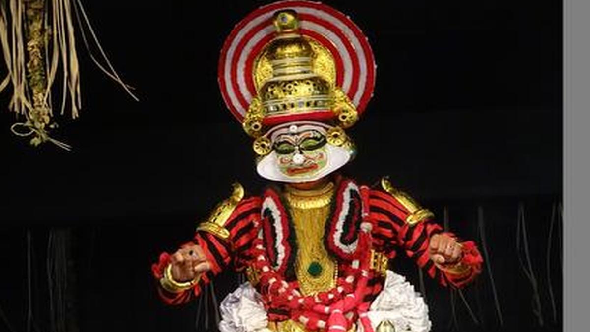 Koodiyattam on a wooden stool! The Hindu