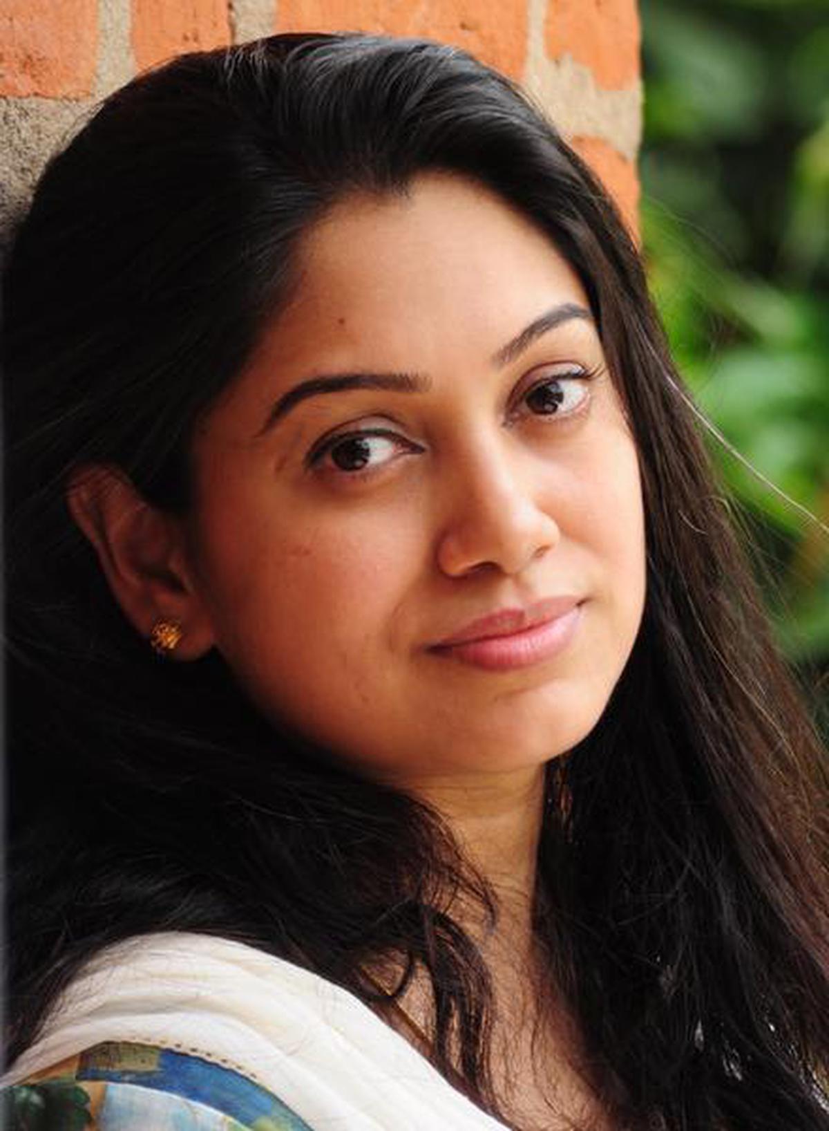 Anjali Tamil Acctar Sex - Mollywood director Anjali Menon's Watching List for you during lockdown -  The Hindu