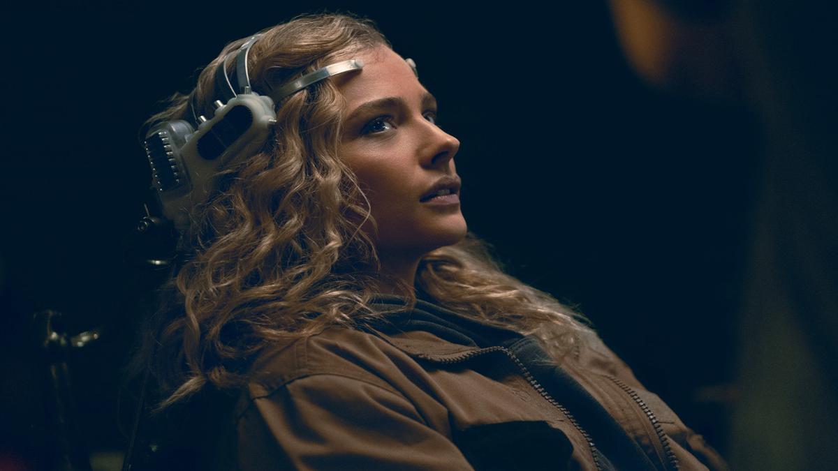 The Peripheral' Review: Chloe Grace Moretz in  Drama Tailor-Made for  the 'Westworld'-Weary – The Hollywood Reporter
