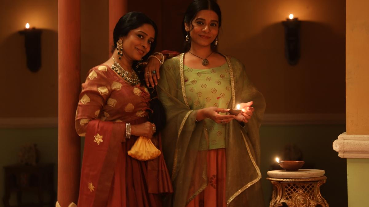 Reshma Shetty e Ranjana Srivastava no filme