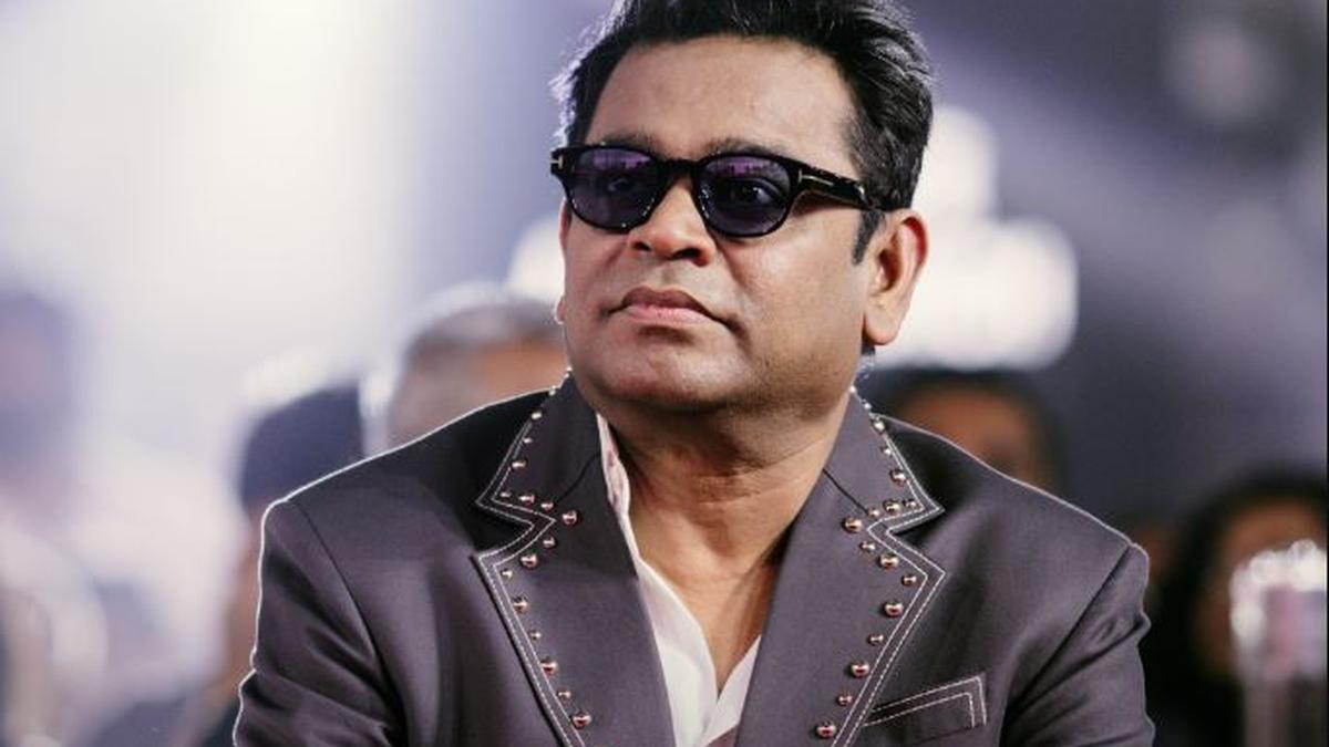 https://th-i.thgim.com/public/entertainment/movies/2qgst6/article69617263.ece/alternates/LANDSCAPE_1200/rahman.JPG