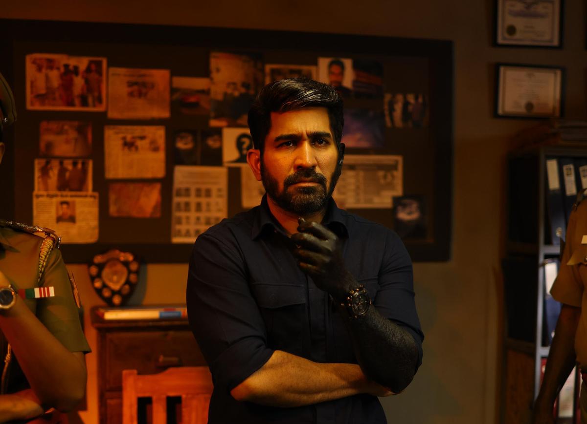 Maargan' movie review: Vijay Antony, debutant Ajay Dishan steer an  impressive genre-blender with a faltering finish - The Hindu