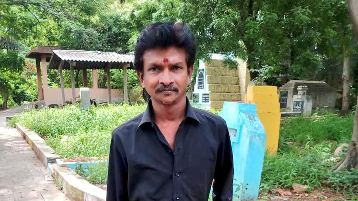 Bijili Ramesh, Tamil actor-comedian and YouTube sensation, passes away