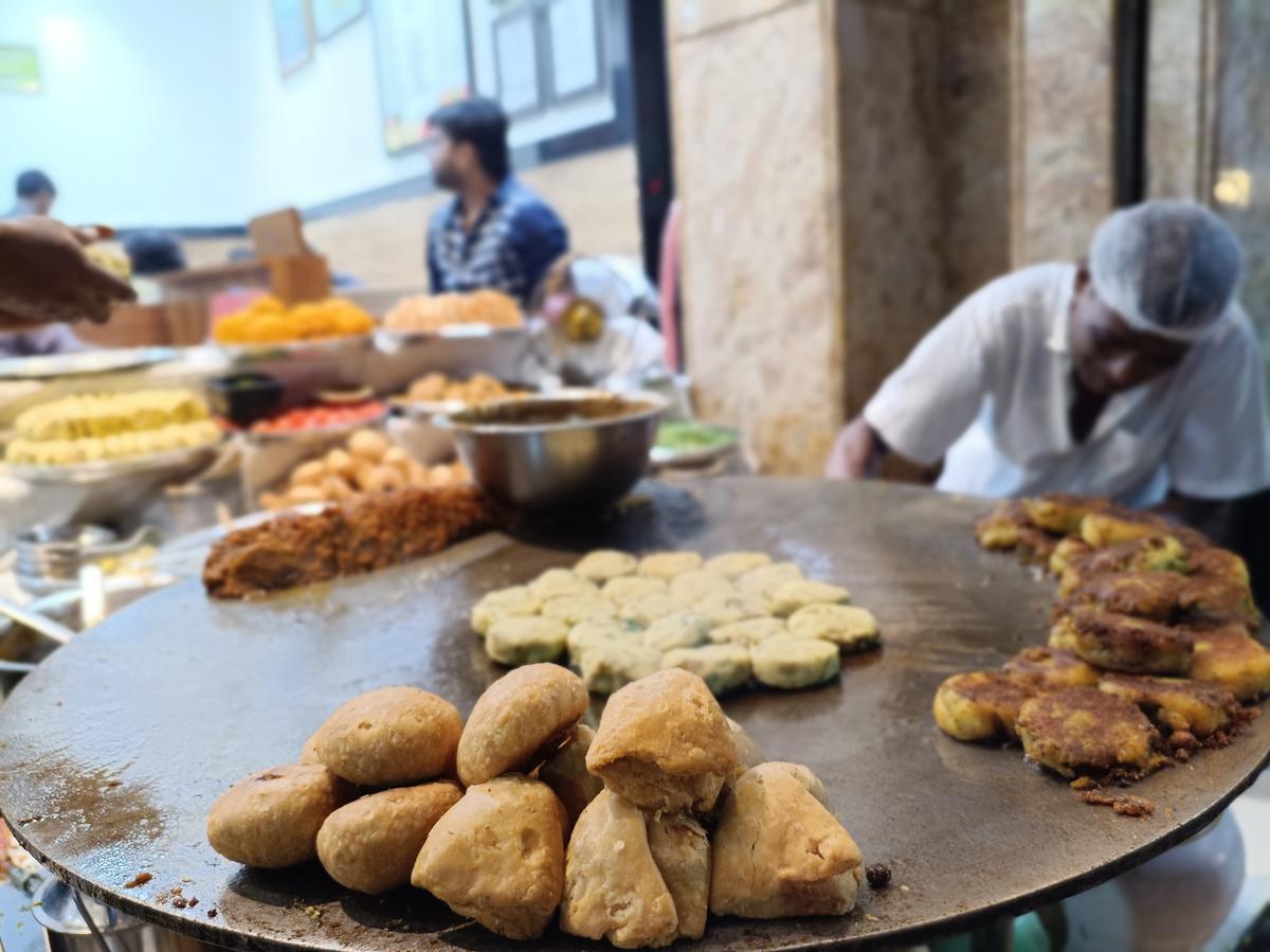 Street food at Varanasi Street food at Varanasi