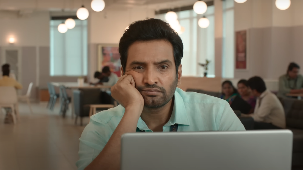 ‘Inga Naan Thaan Kingu’ movie review: This Santhanam comedy of errors is more error than comedy