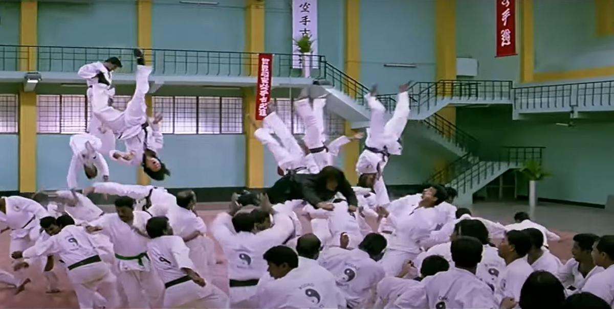 A still from the bullet time shot from ‘Anniyan’