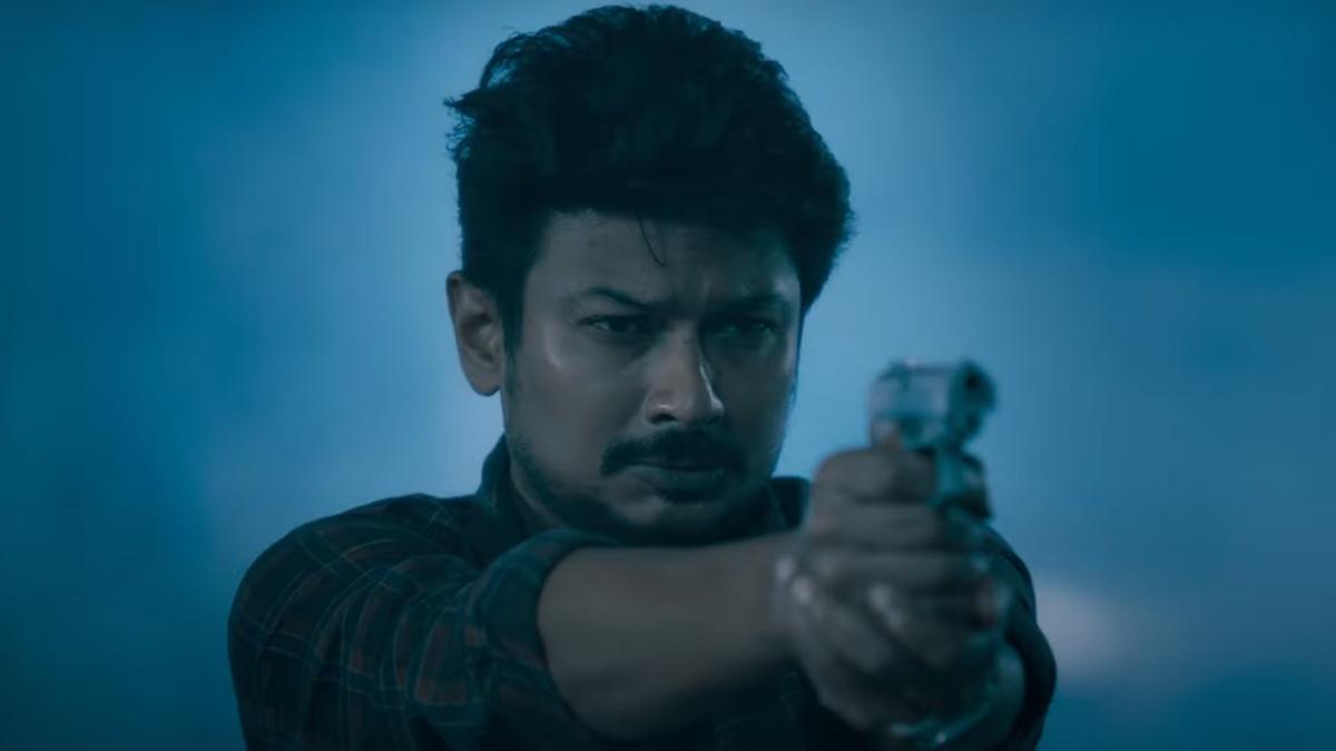 Udhayanidhi Stalin’s ‘Kannai Nambathey’ trailer promises a gripping suspense thriller