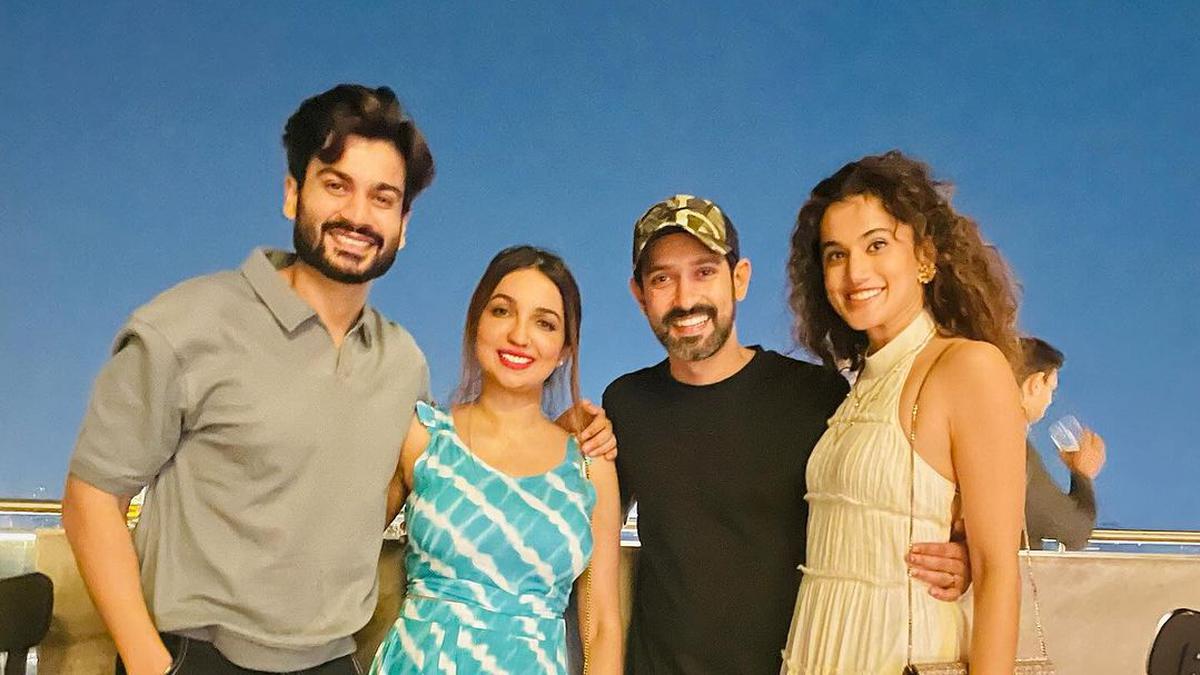 It’s a wrap for Taapsee Pannu, Vikrant Massey’s ‘Phir Aayi Haseen Dilruba’