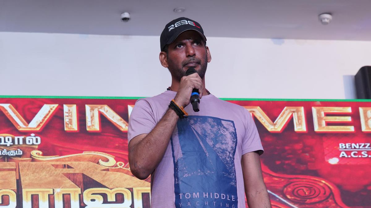 'First day first show | 'Sky Force' Review, R Madan Interview 3 Vishal%20MGR
