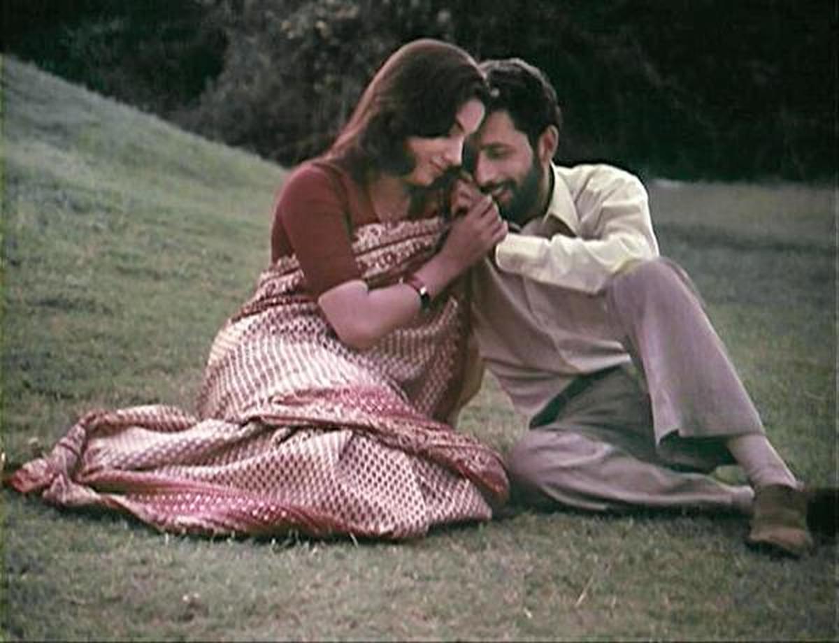 Sparsh (1980) - The Hindu