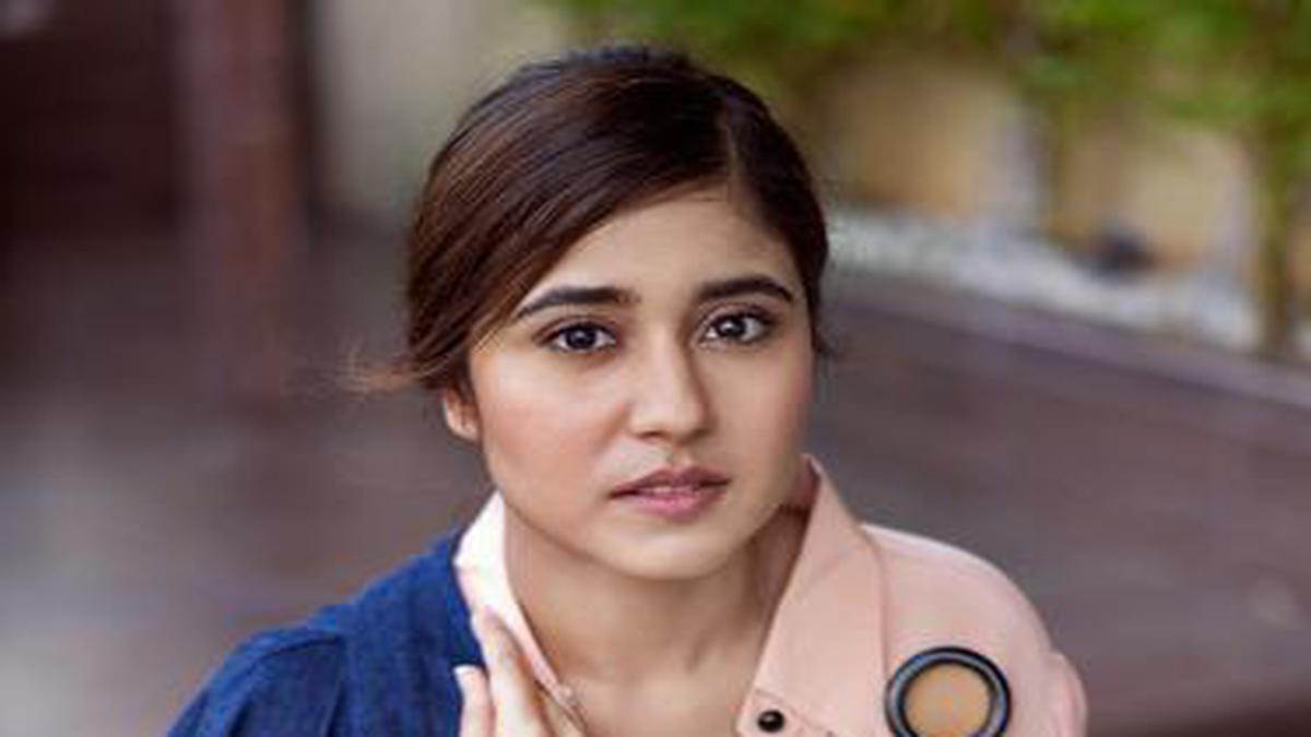 acteur shweta tripathi