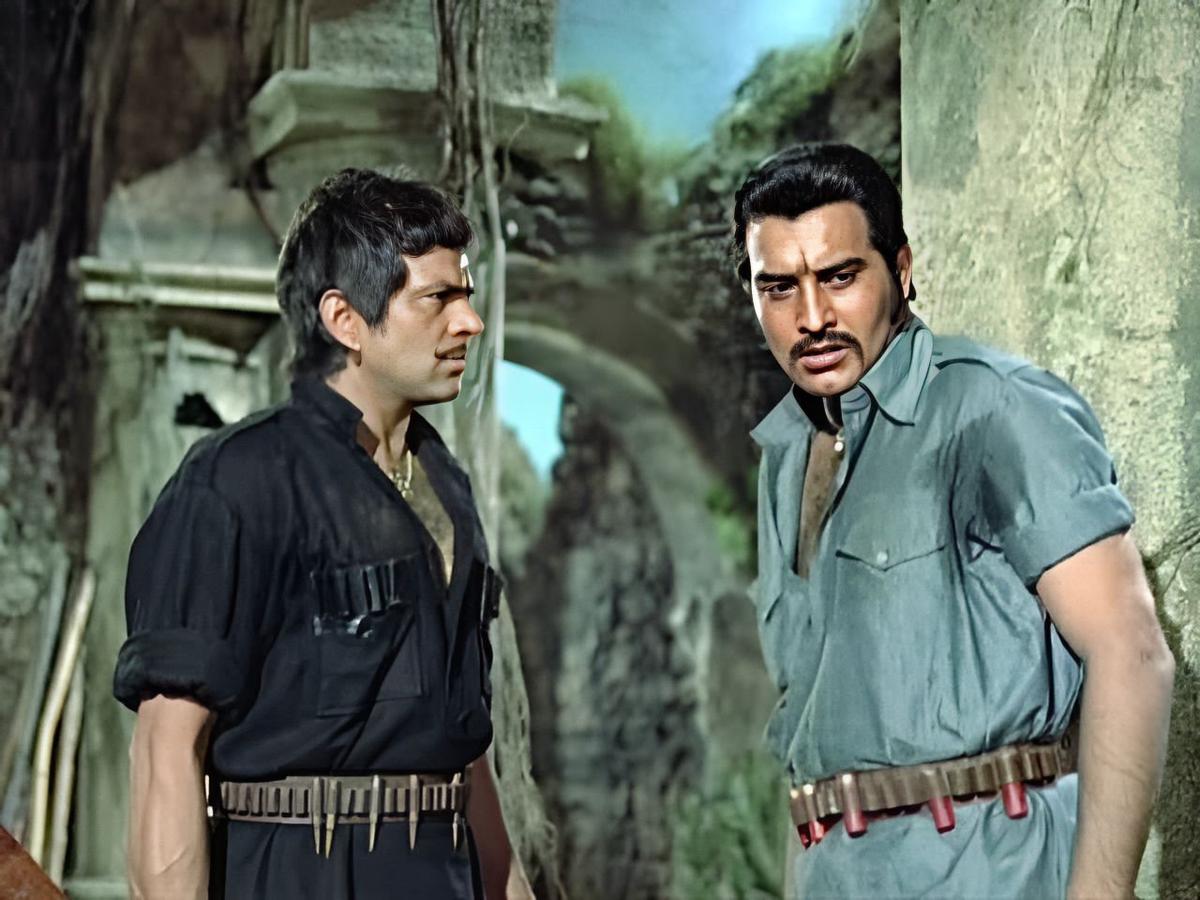 'मेरा गांव मेरा देश' का एक दृश्य